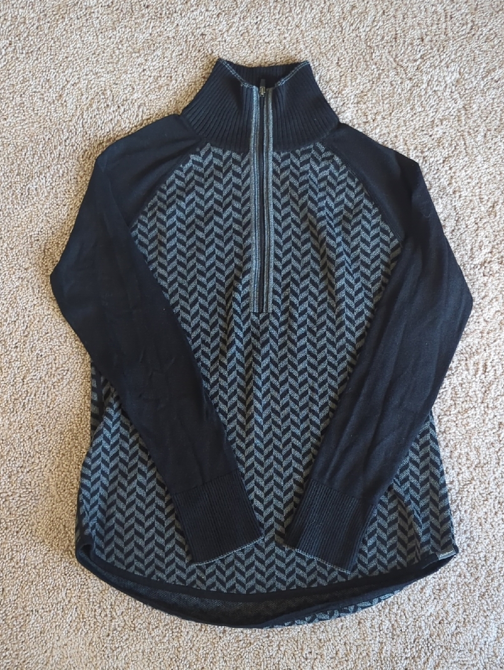 Eddie Bauer Women's Small Black Engage 1/4 Zip Herringbone Pullover Sweater